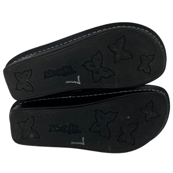 Alegria Paloma Women's Black & Beige Lace Mary Jane Shoes - Picture 15 of 16